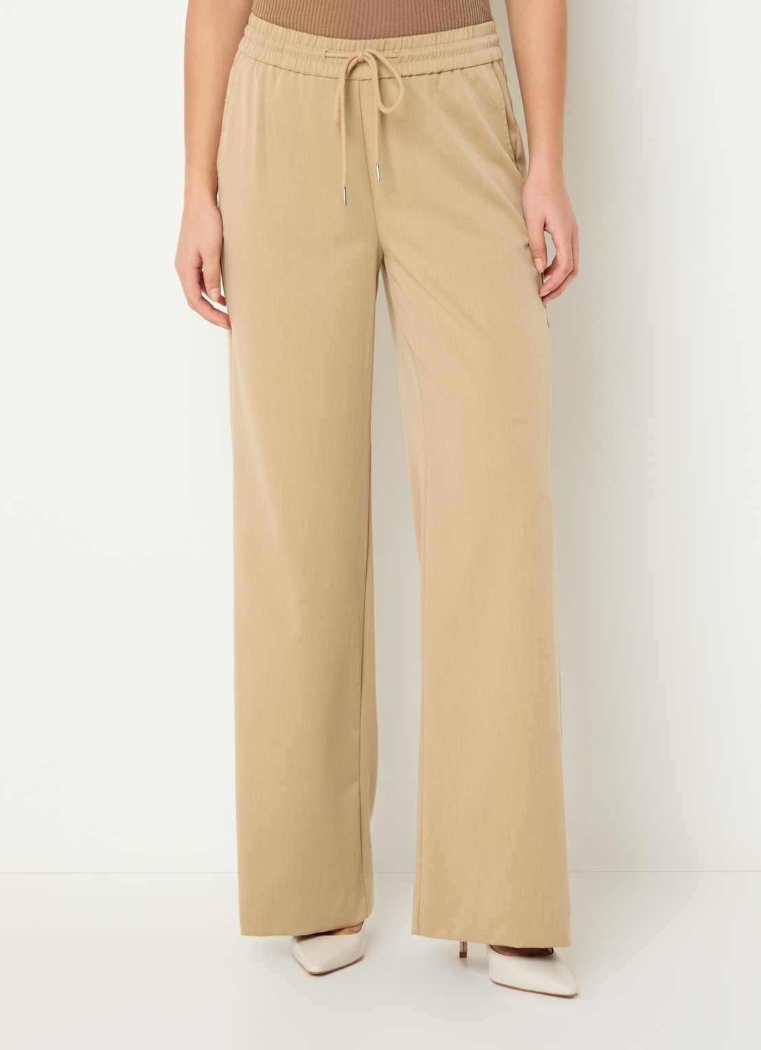 Claudia Sträter Mid waist wide fit chino met steekzakken - detail camel