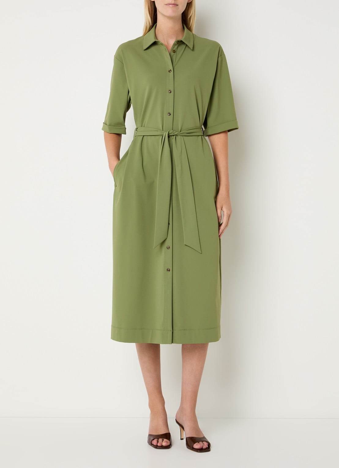 Claudia Sträter Midi blousejurk met strikceintuur - detail groen