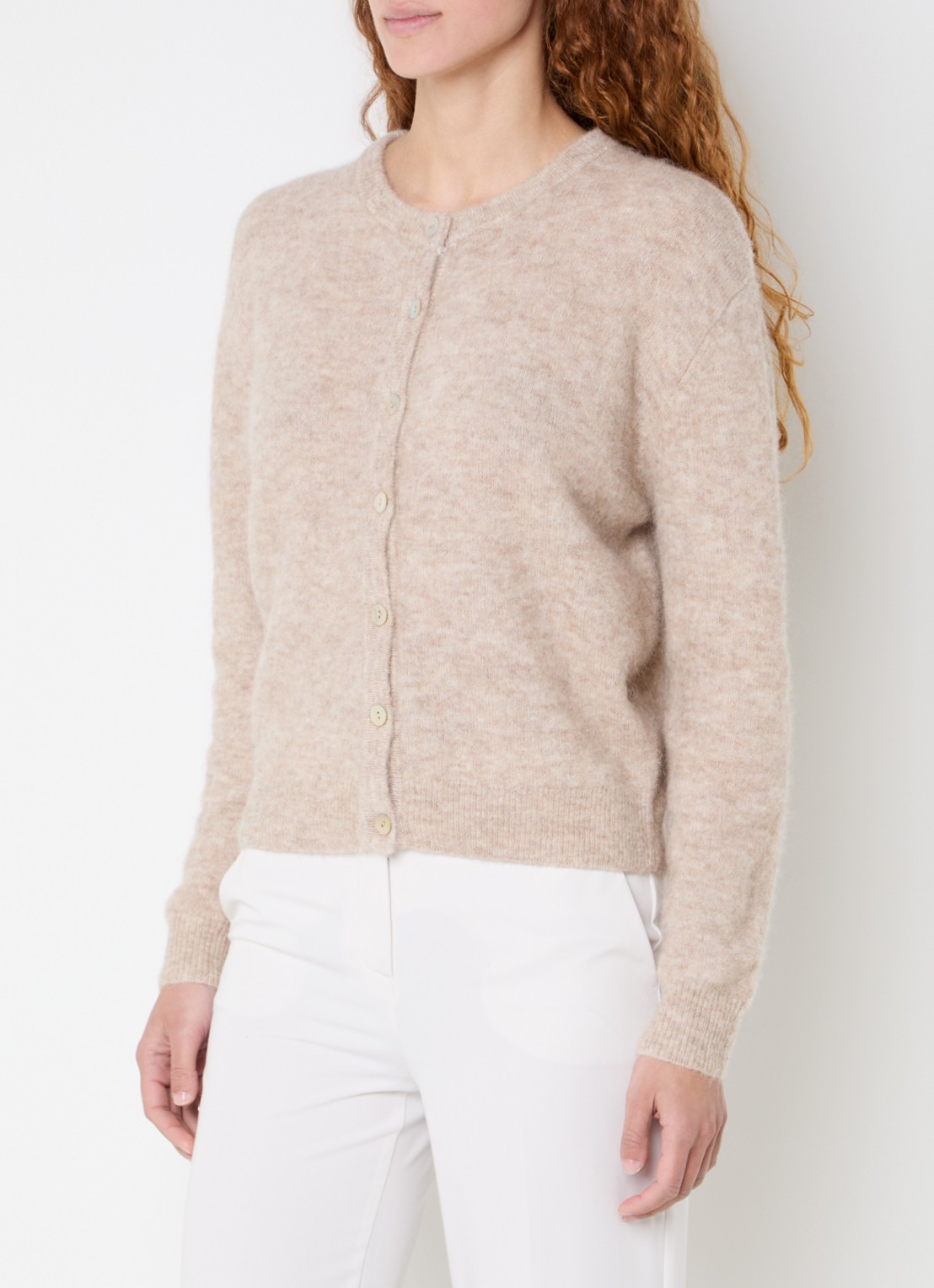 Claudia Sträter Noos fijngebreid vest in alpaca wolblend - detail beige