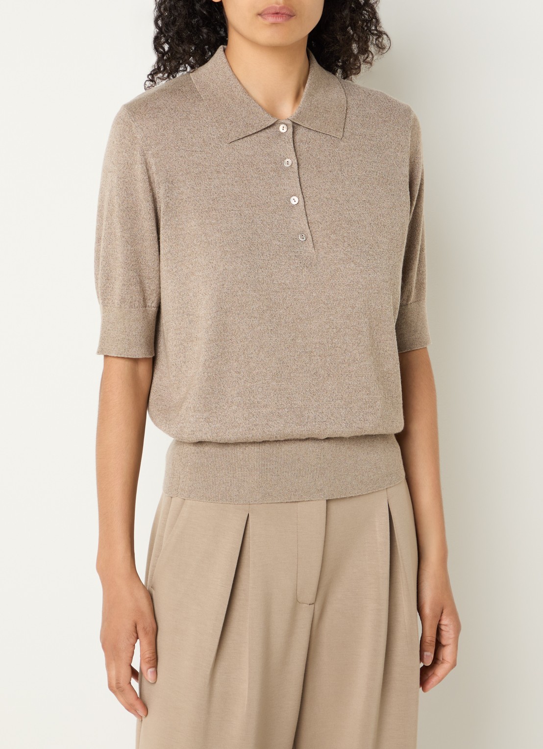 Claudia Sträter Pullover in wolblend met lurex en polokraag - detail 4 donkerbeige