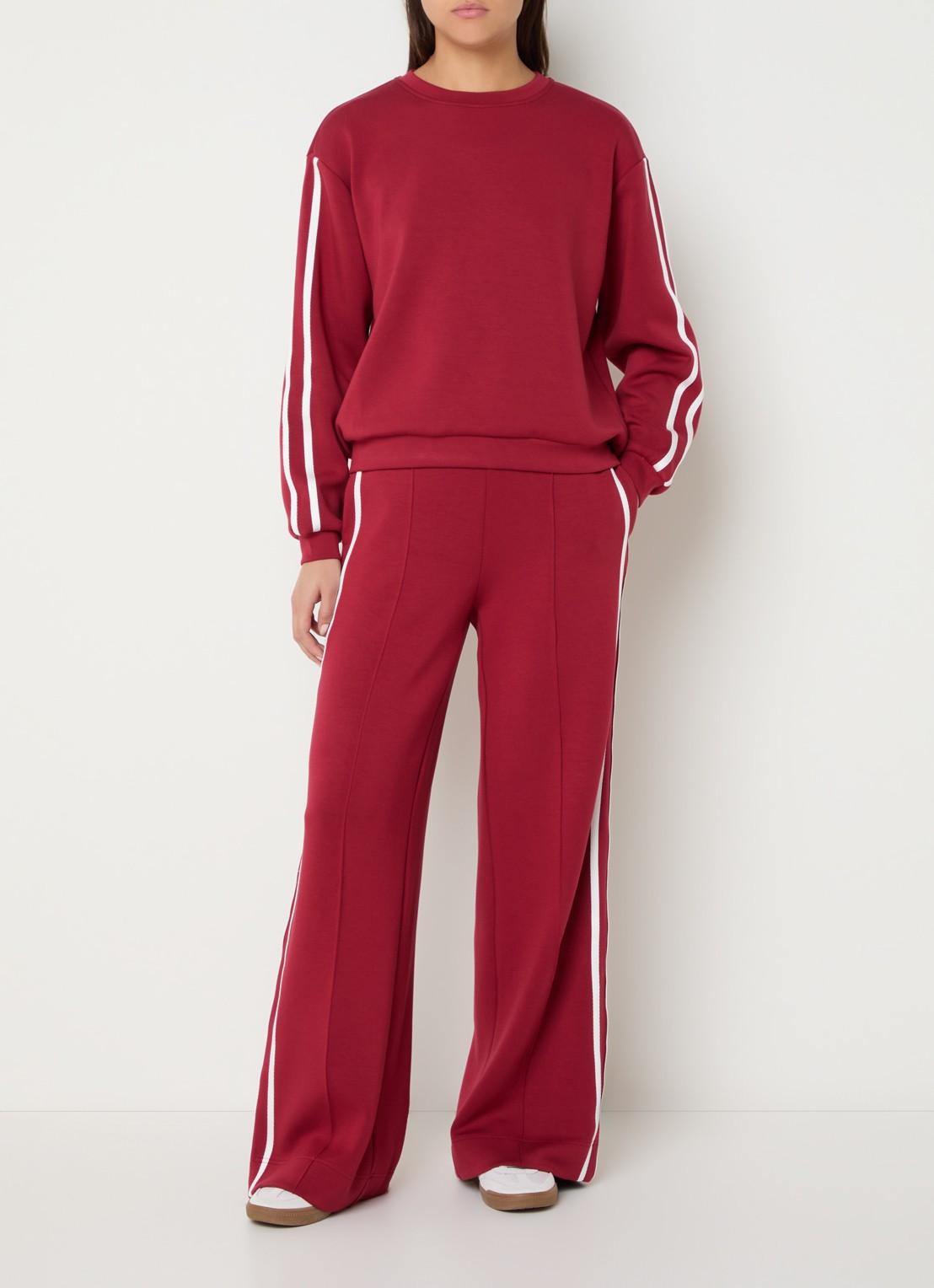 Claudia Sträter Sweater met ronde hals - voorkant 4 steenrood