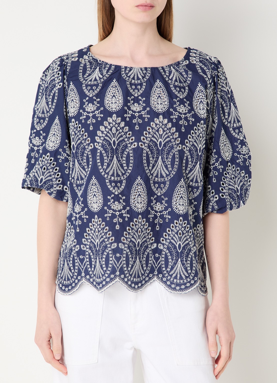 Claudia Sträter Top met broderie en pofmouw - detail 4 royalblauw