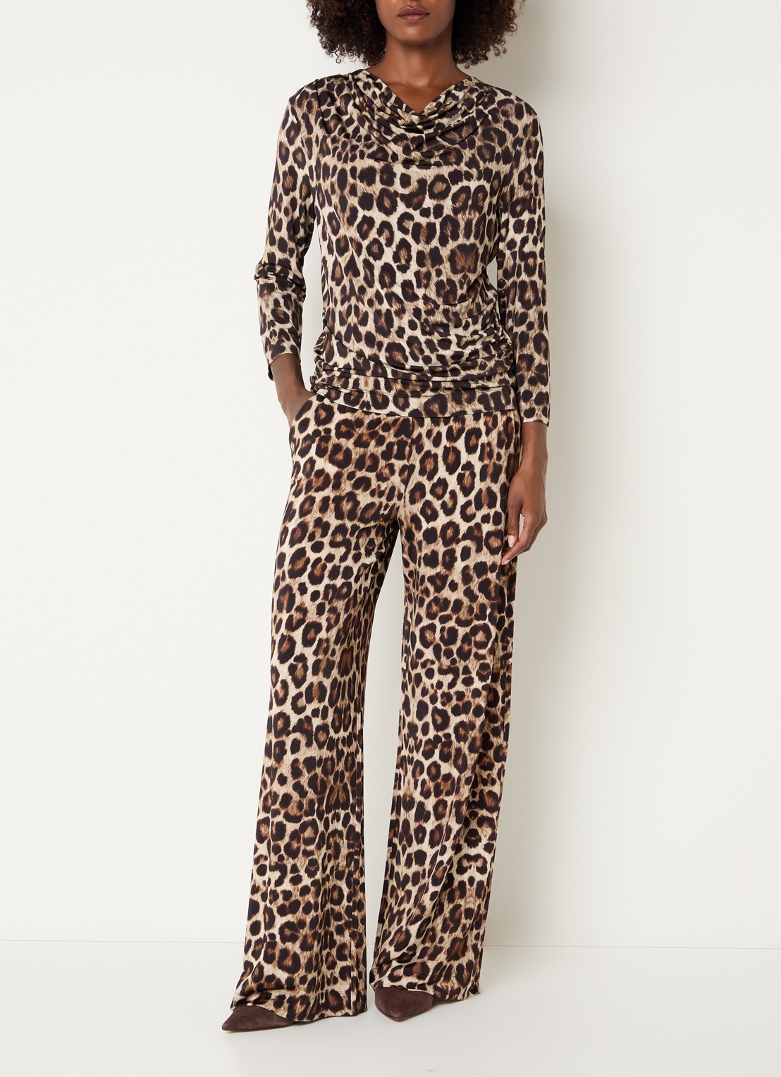 Claudia Sträter Top met watervalhals en panterprint - voorkant 4 camel