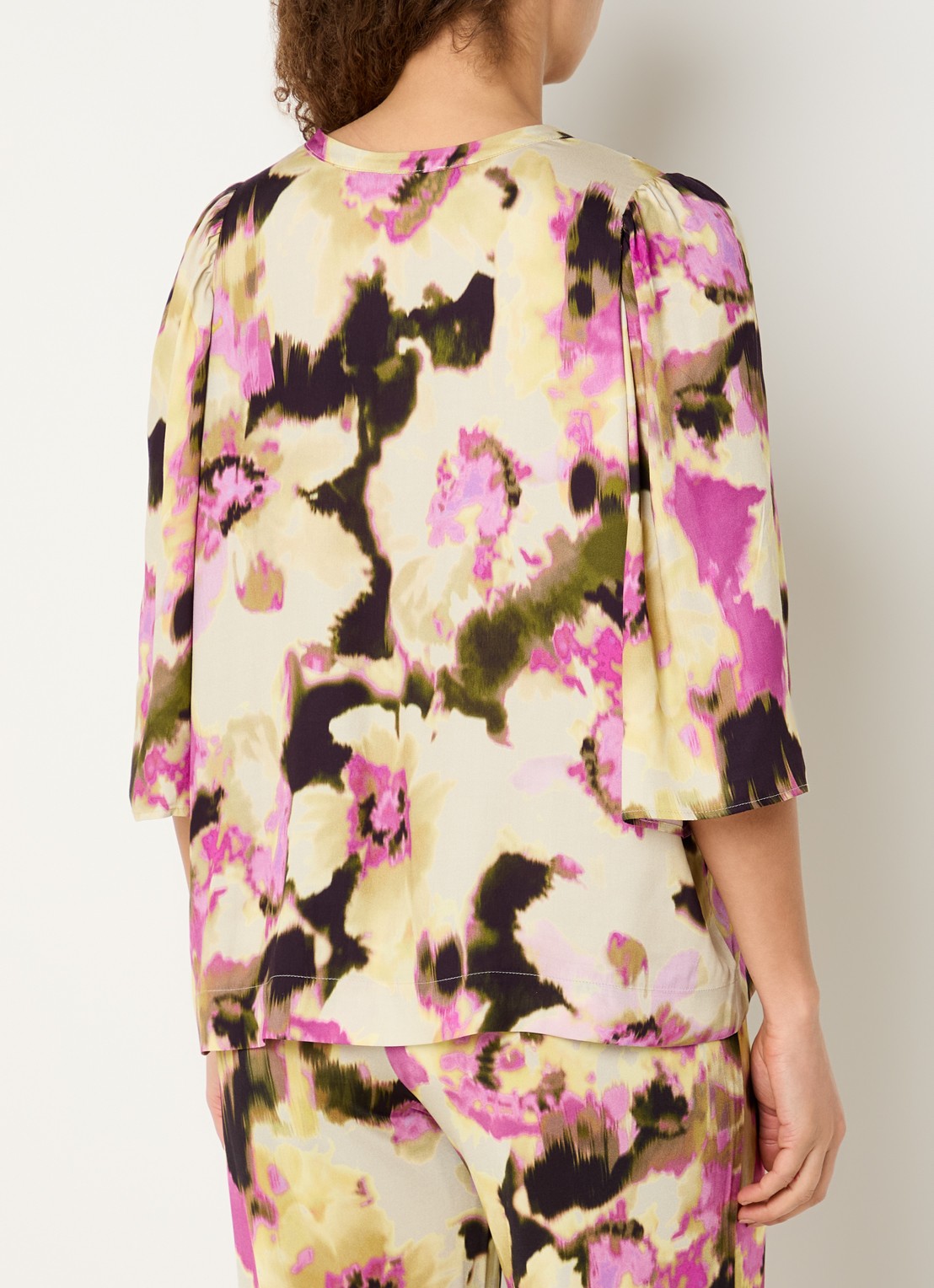 Claudia Sträter Tuniek met print  - achterkant 4 roze