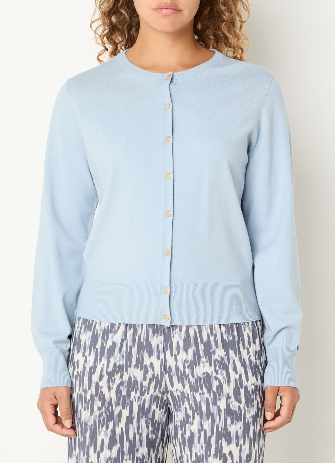 Claudia Sträter Vest met ronde hals - detail lichtblauw