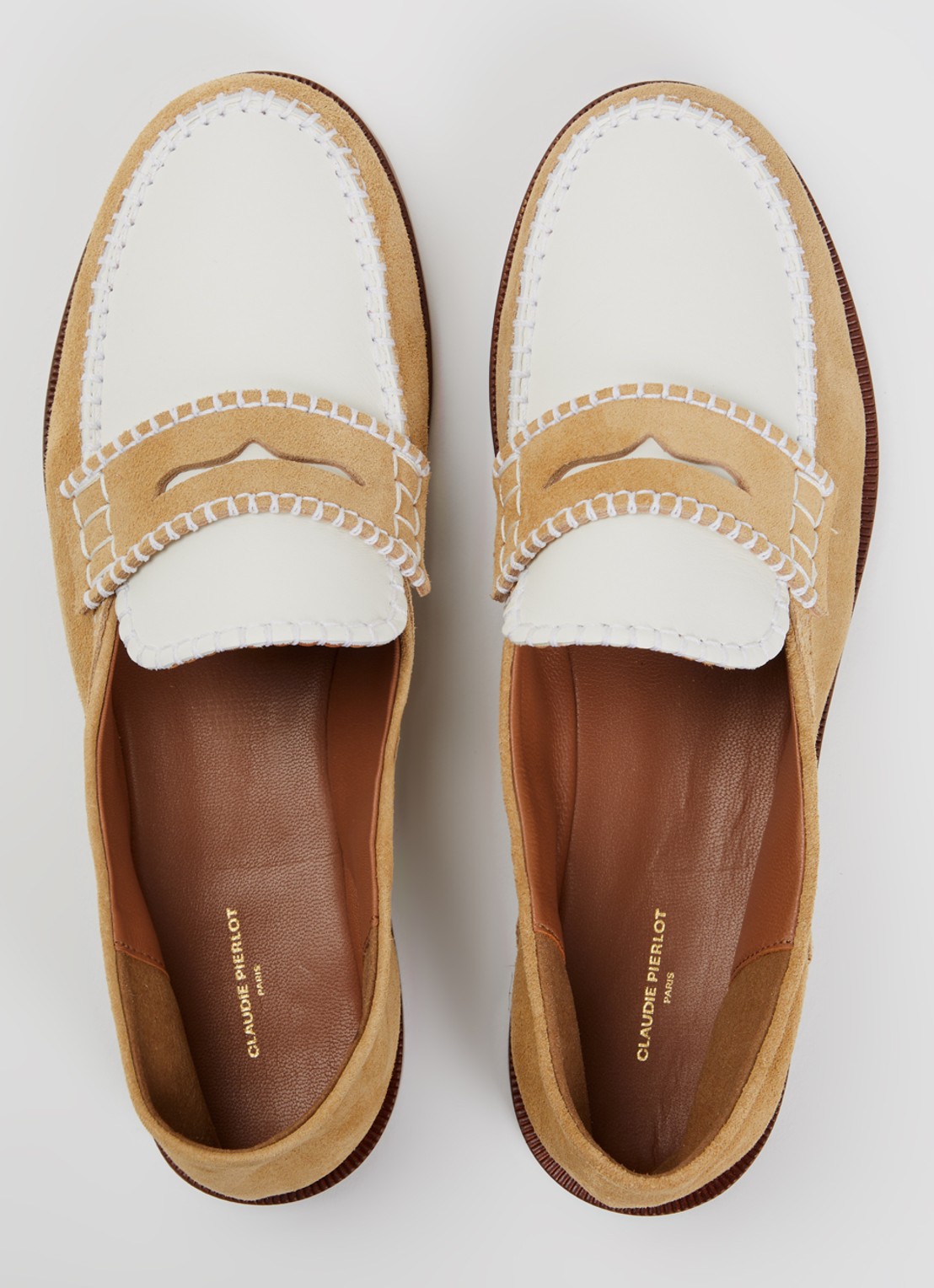 Claudie Pierlot Audy loafer van kalfssuède - detail 3 beige