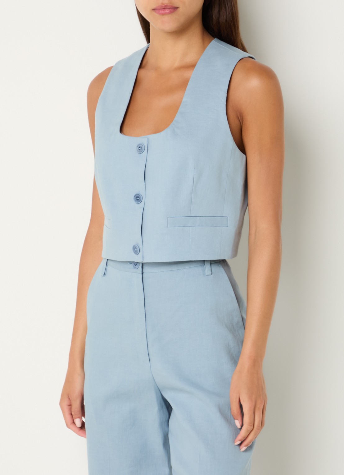 Claudie Pierlot Blazer in linnenblend met schoudervulling - detail 6 lichtblauw