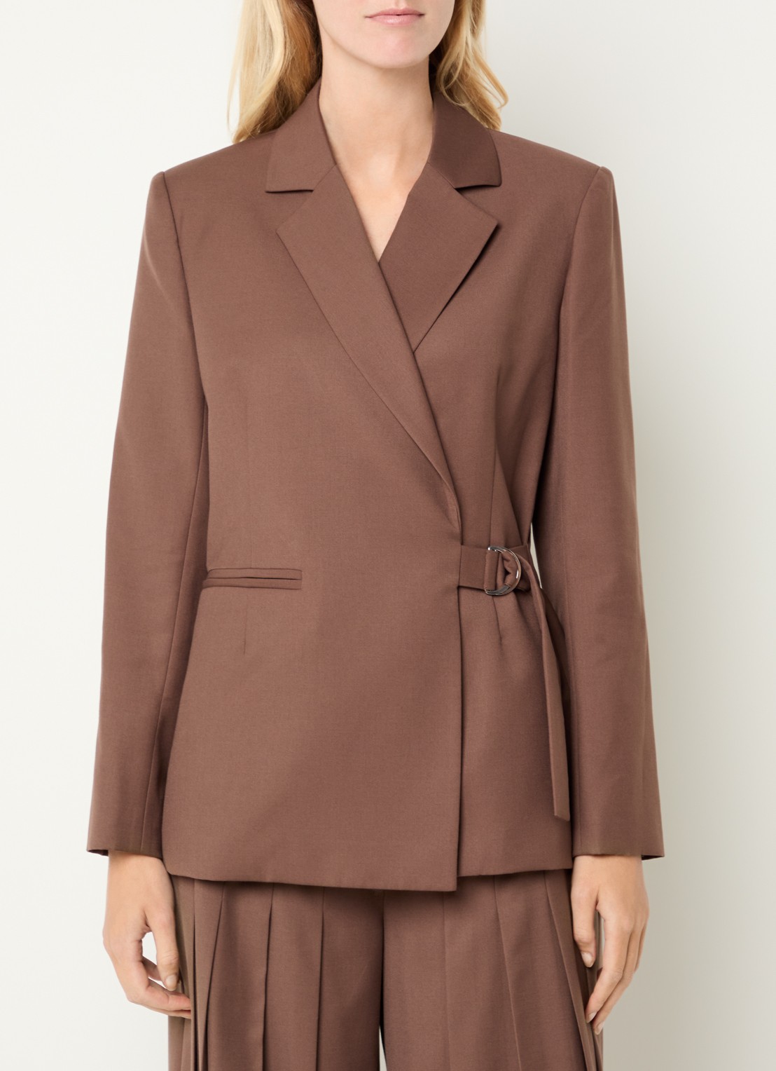 Claudie Pierlot Blazer in wolblend met ceintuur - detail lichtbruin
