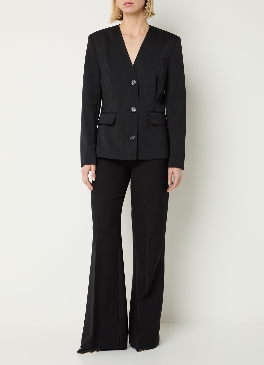 Claudie Pierlot Blazer in wolblend met klepzakken - voorkant 4 zwart