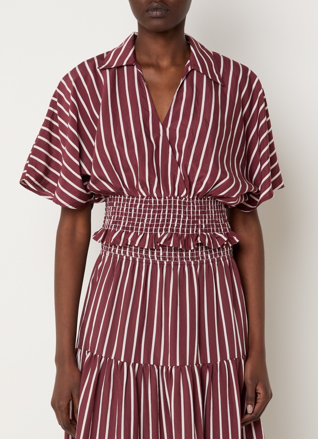 Claudie Pierlot Bomie cropped tuniek met streepprint en smockwerk - detail 4 bordeauxrood