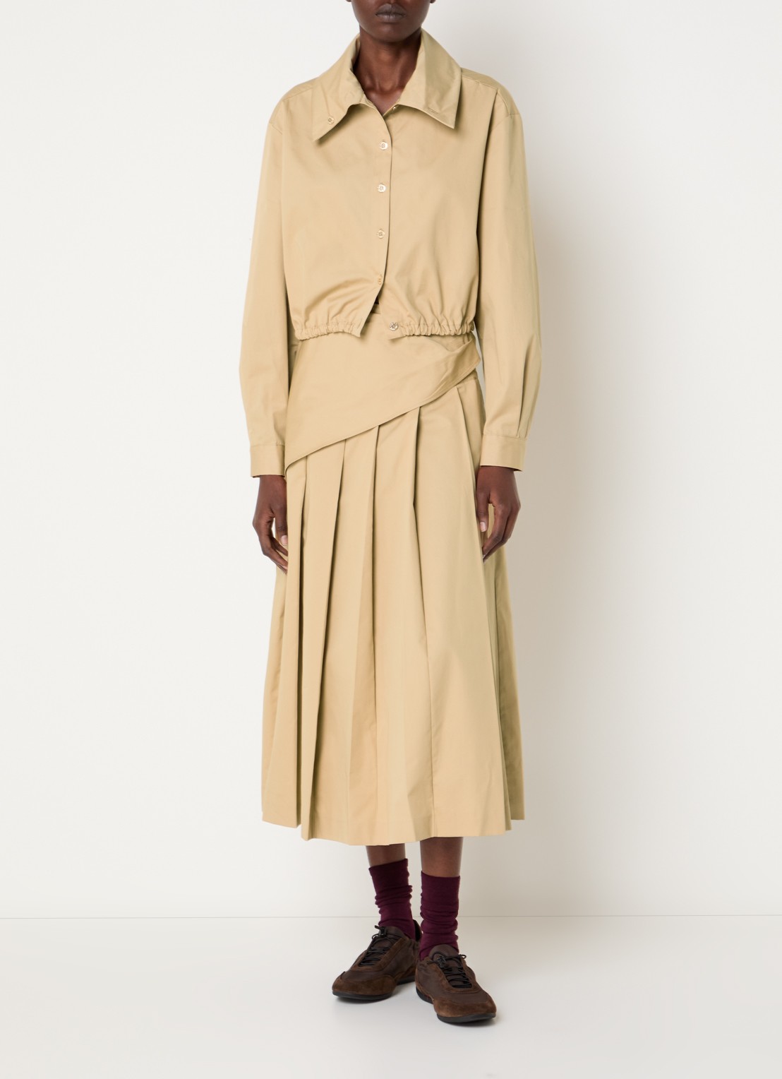 Claudie Pierlot Cropped blouse met elastische band - voorkant 2 camel