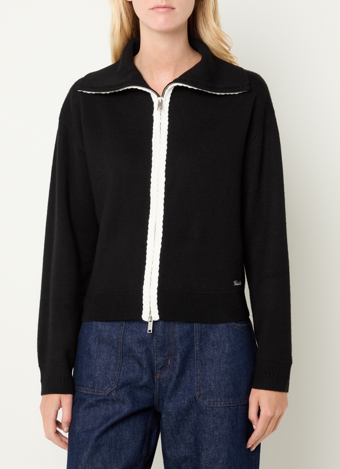 Claudie Pierlot Fijngebreid vest in wolblend met logoborduring - detail zwart