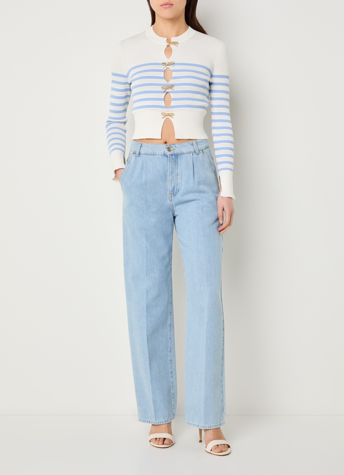 Claudie Pierlot Fijngebreide top met streepprint en cut-out detail - voorkant 2 blauwgrijs