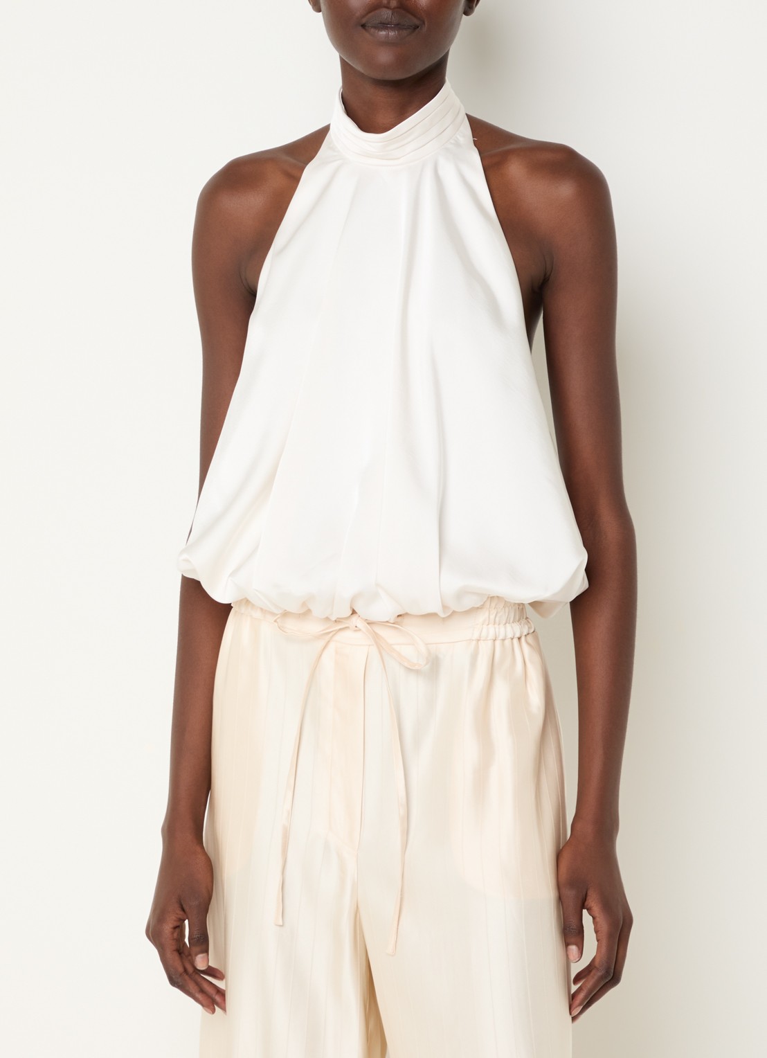 Claudie Pierlot Haltertop van satijn - detail 4 gebroken wit