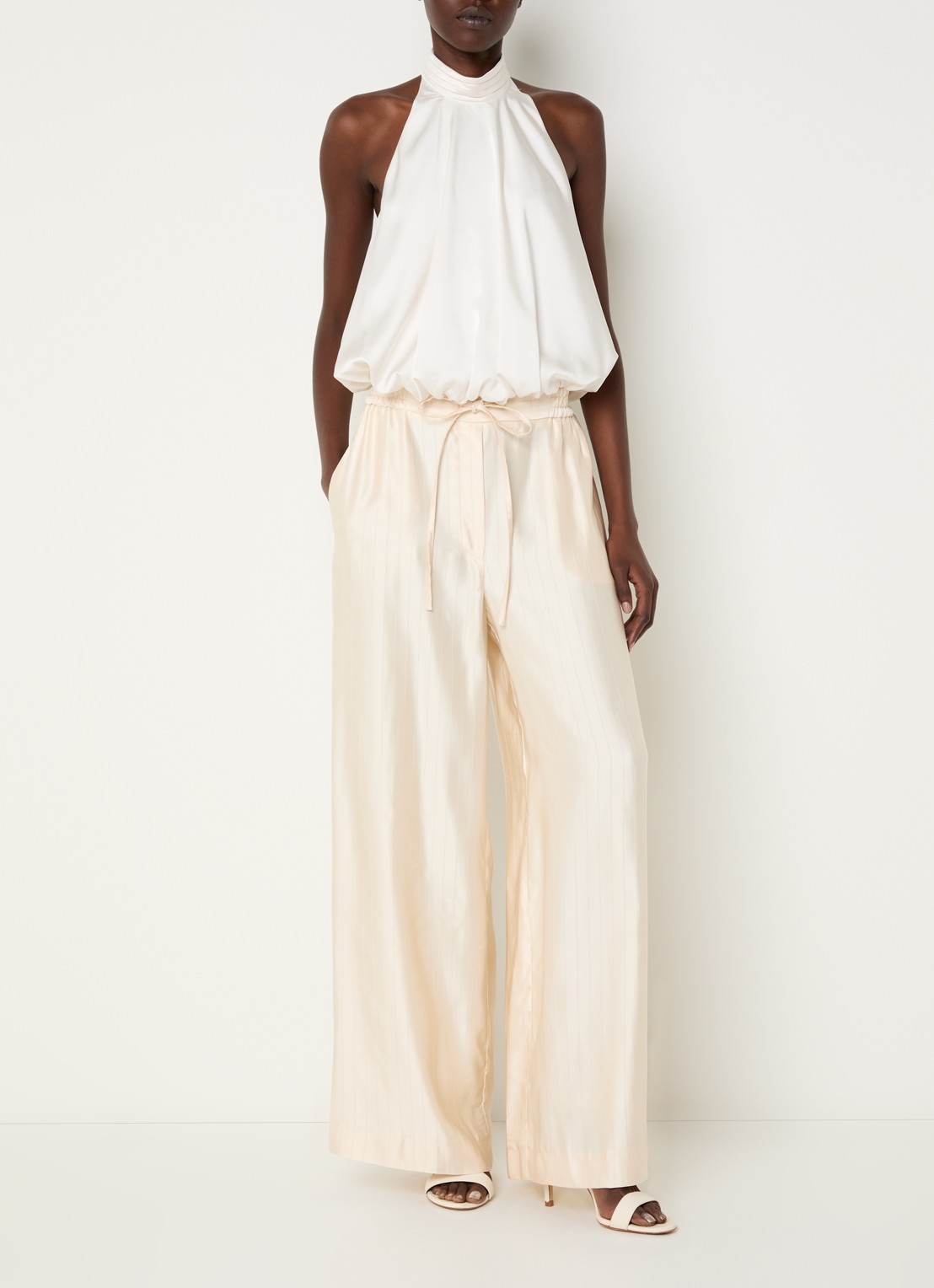 Claudie Pierlot Haltertop van satijn - voorkant 3 gebroken wit
