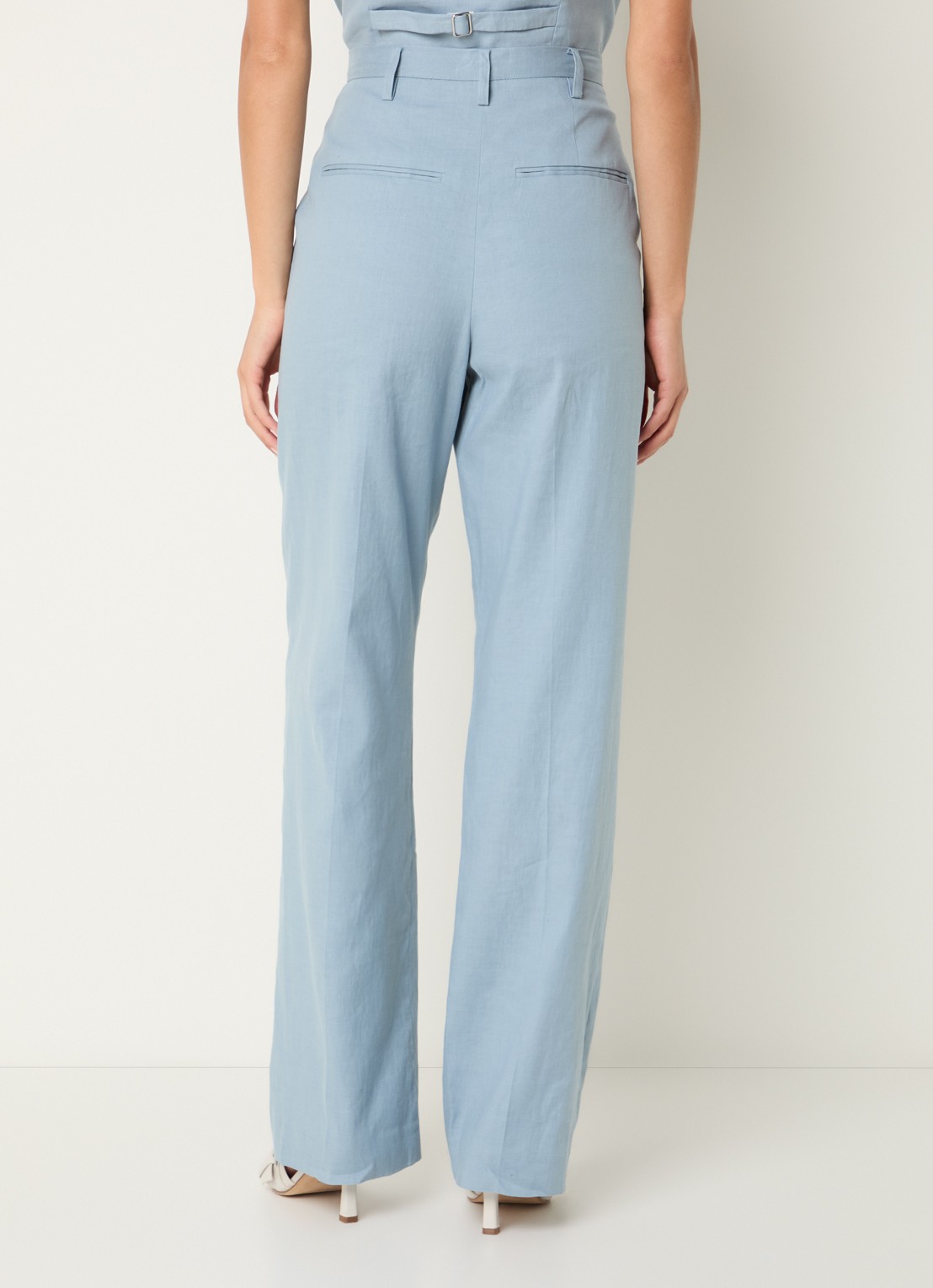 Claudie Pierlot High waist loose fit pantalon in linnenblend - achterkant lichtblauw