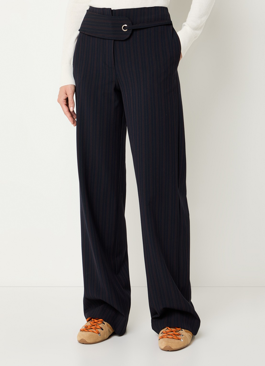 Claudie Pierlot High waist loose fit pantalon met streepprint en steekzakken - detail donkerblauw