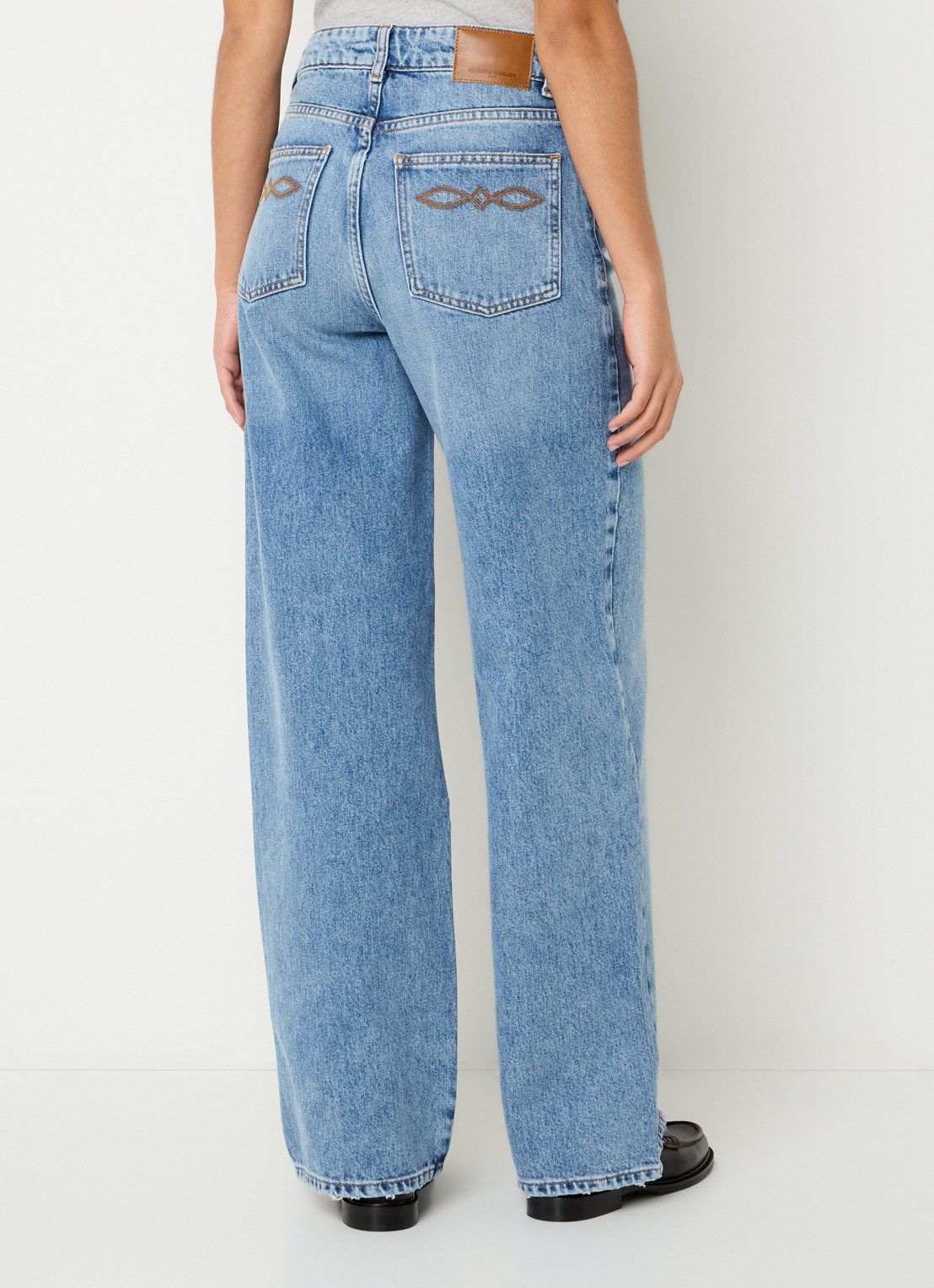 Claudie Pierlot High waist straight leg jeans met lichte wassing - achterkant 5 indigo