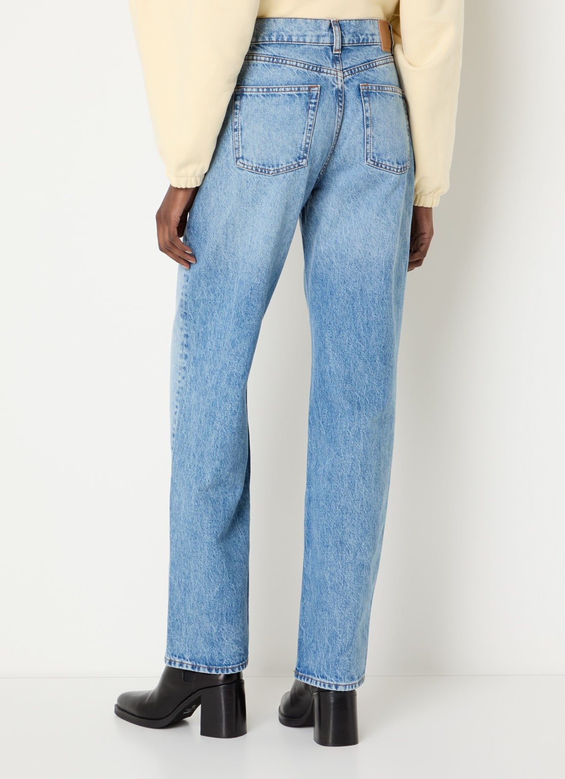 Claudie Pierlot High waist straight leg jeans met medium wassing - achterkant 5 indigo