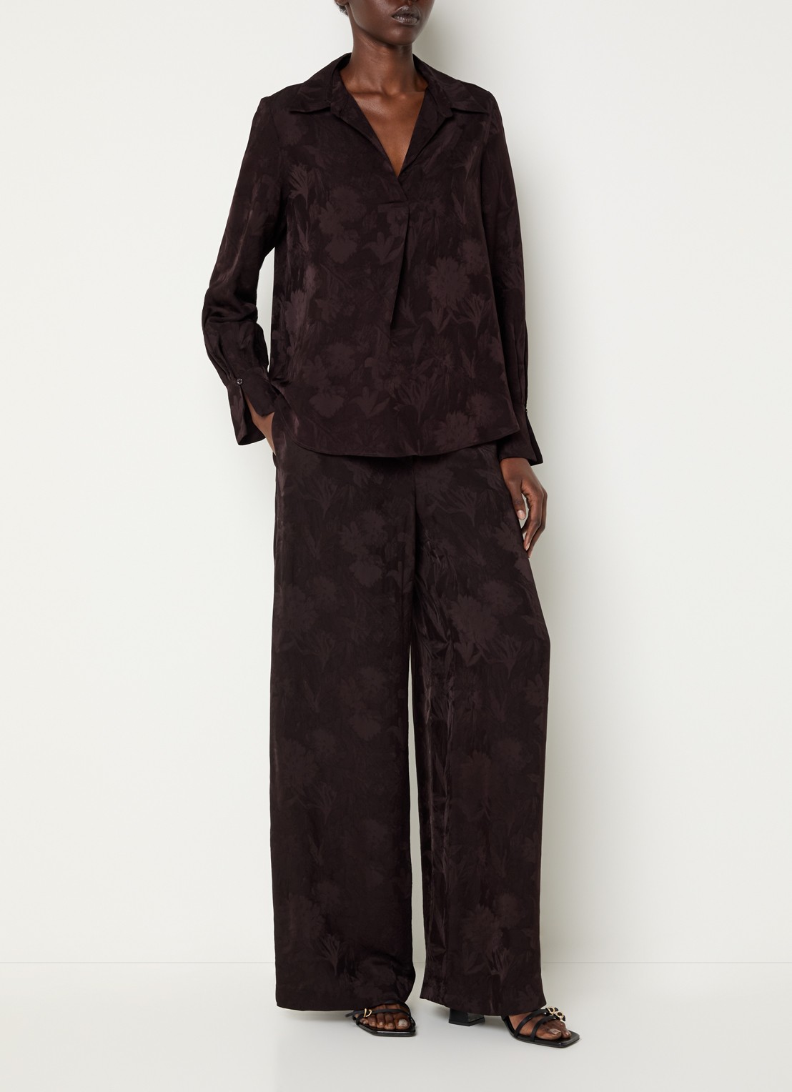 Claudie Pierlot High waist wide fit broek met print - voorkant 3 donkerbruin