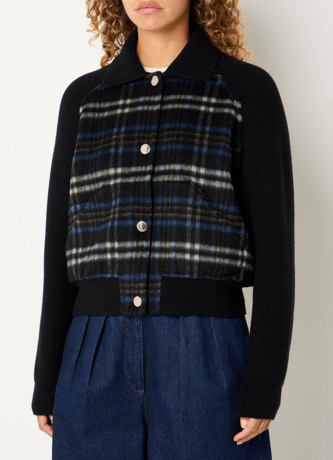 Claudie Pierlot Jack in alpaca wolblend met ruitdessin - detail 2 zwart