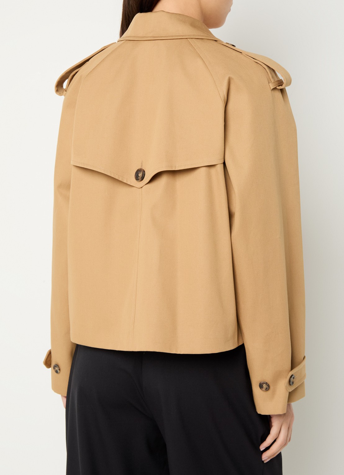 Claudie Pierlot Jack met steekzakken - achterkant 3 camel