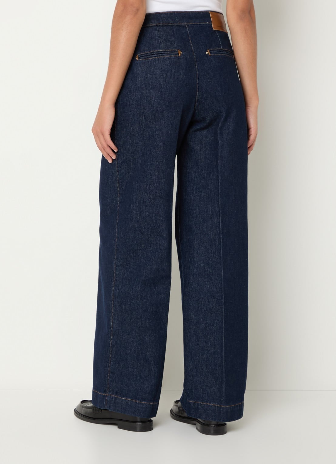 Claudie Pierlot Jeanpascal high waist straight leg jeans met donkere wassing - achterkant 2 indigo