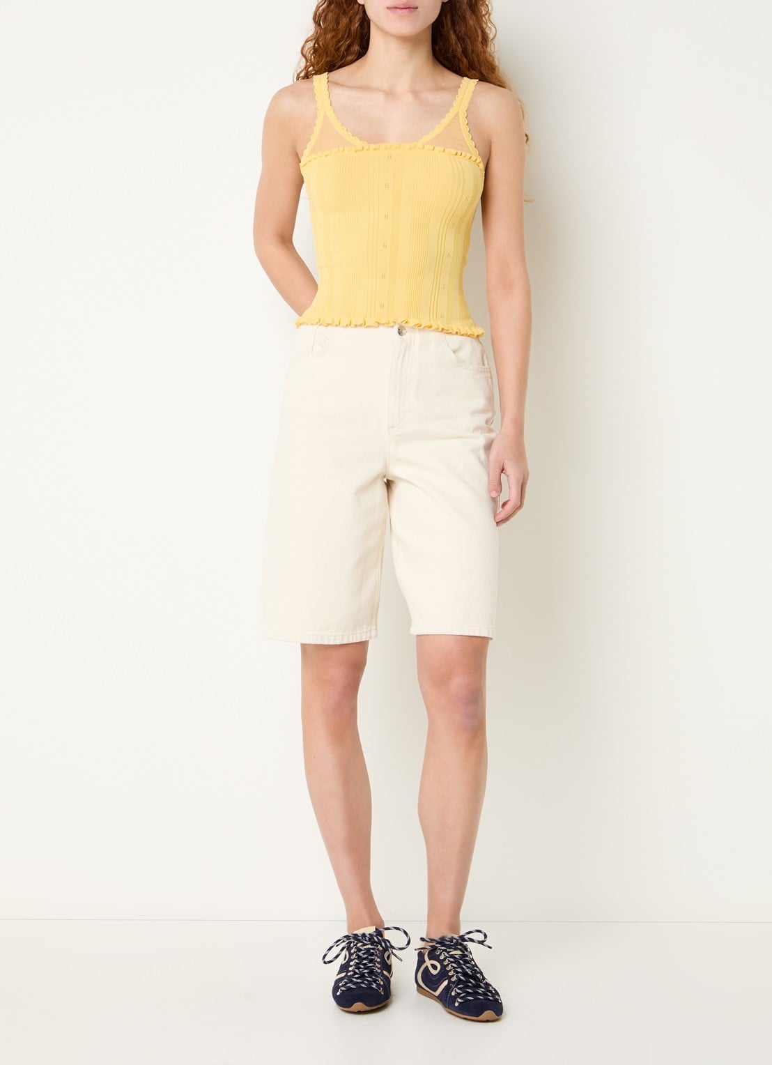 Claudie Pierlot Magma fijngebreide tanktop - voorkant 3 geel