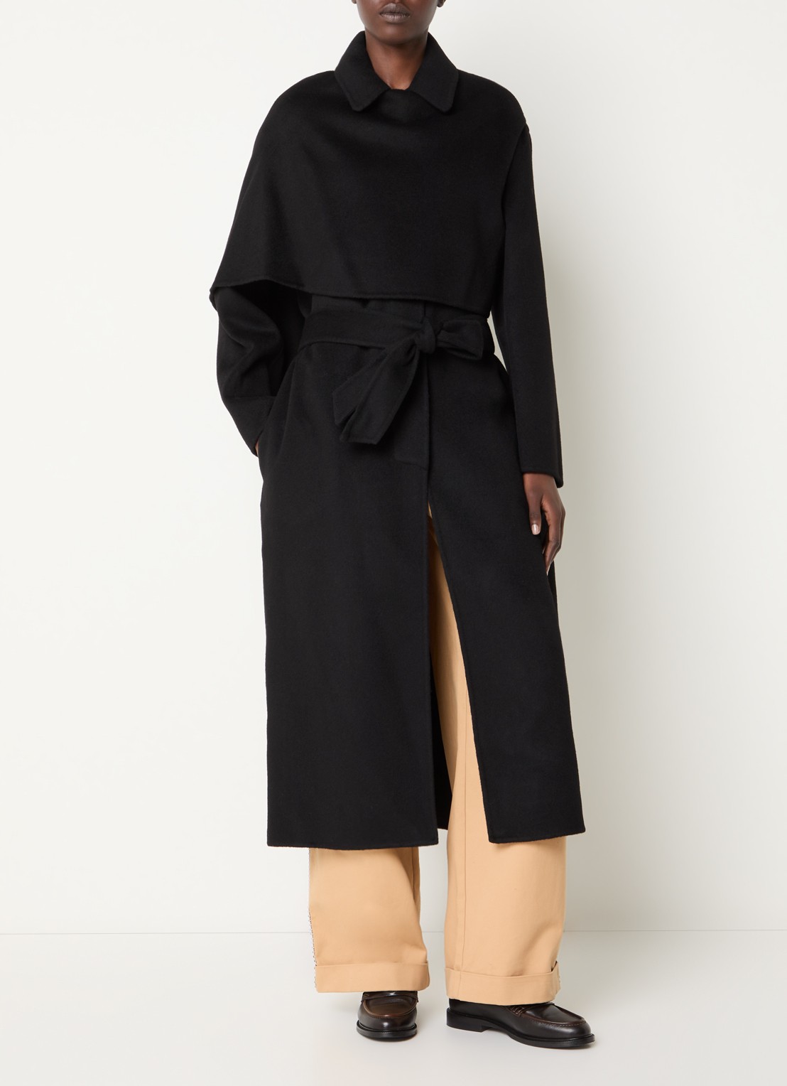 Claudie Pierlot Mantel in wolblend met gedrapeerd detail - voorkant 3 zwart