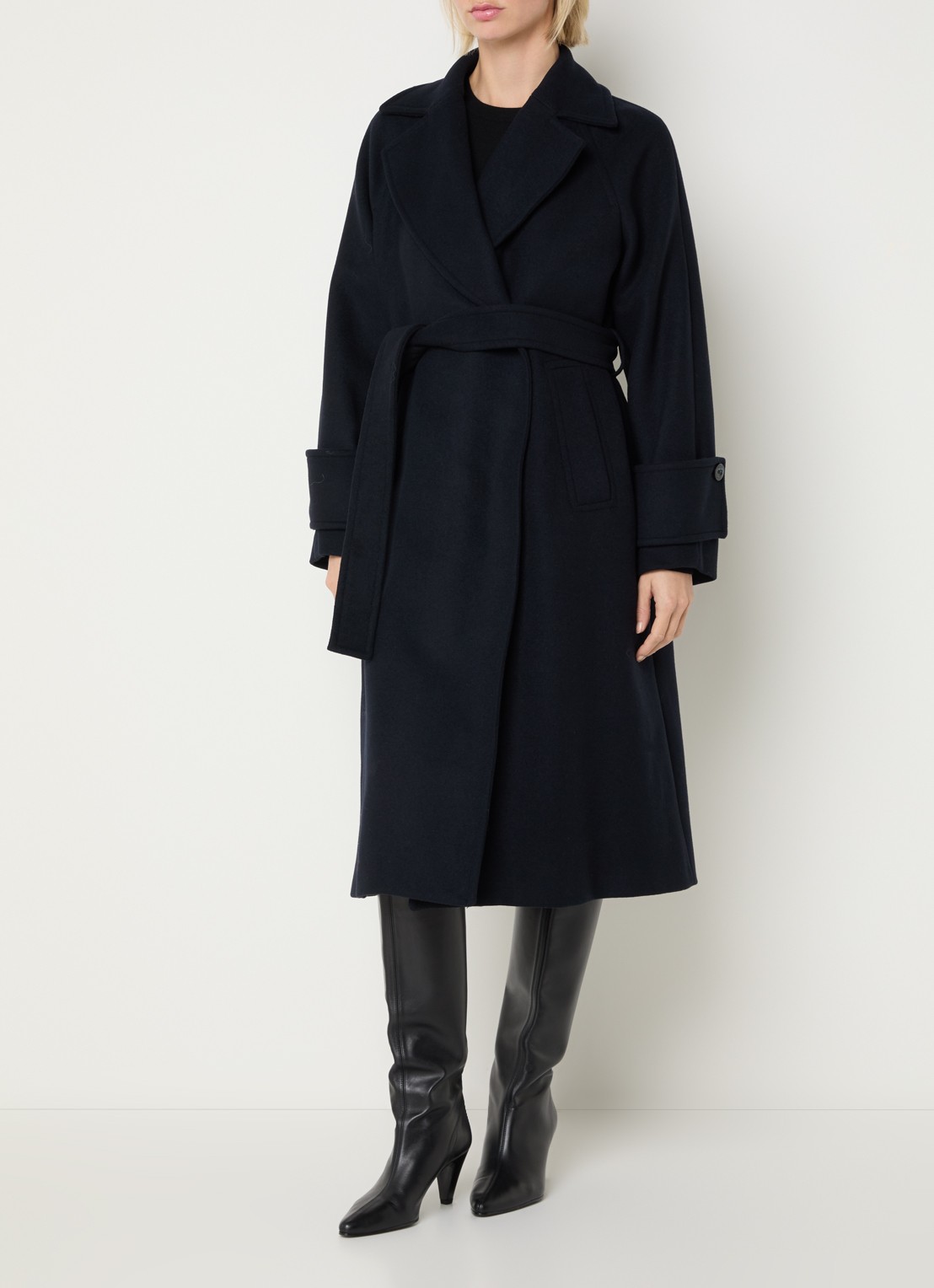 Claudie Pierlot Mantel met strikceintuur - detail 4 donkerblauw