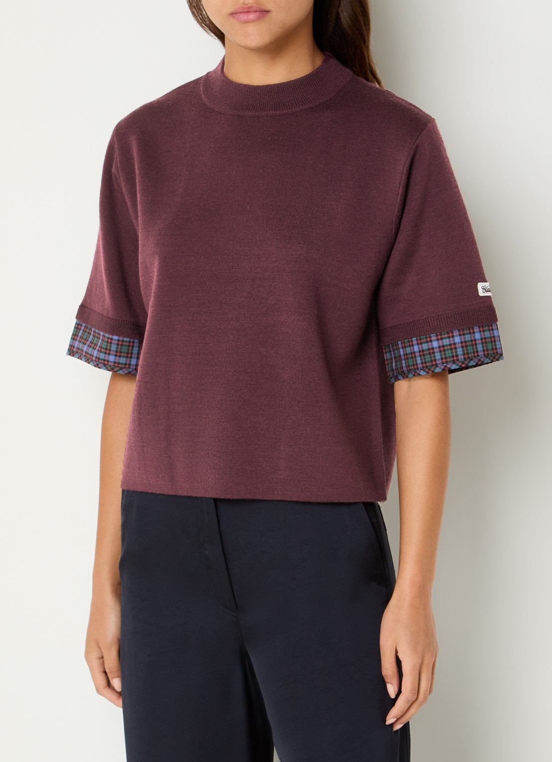 Claudie Pierlot Marayure fijngebreide T-shirt in wolblend met ronde hals - detail 2 aubergine