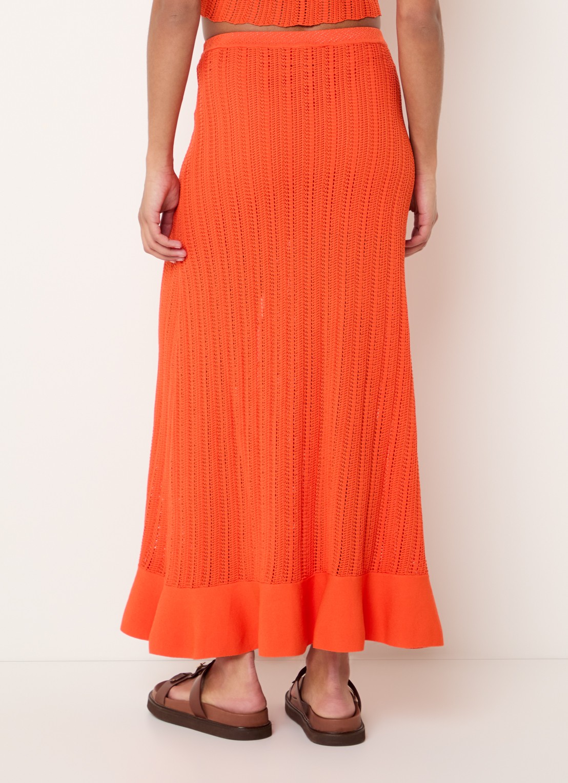 Claudie Pierlot Marc grofgebreide midi rok met sierknopen - achterkant 4 oranjerood