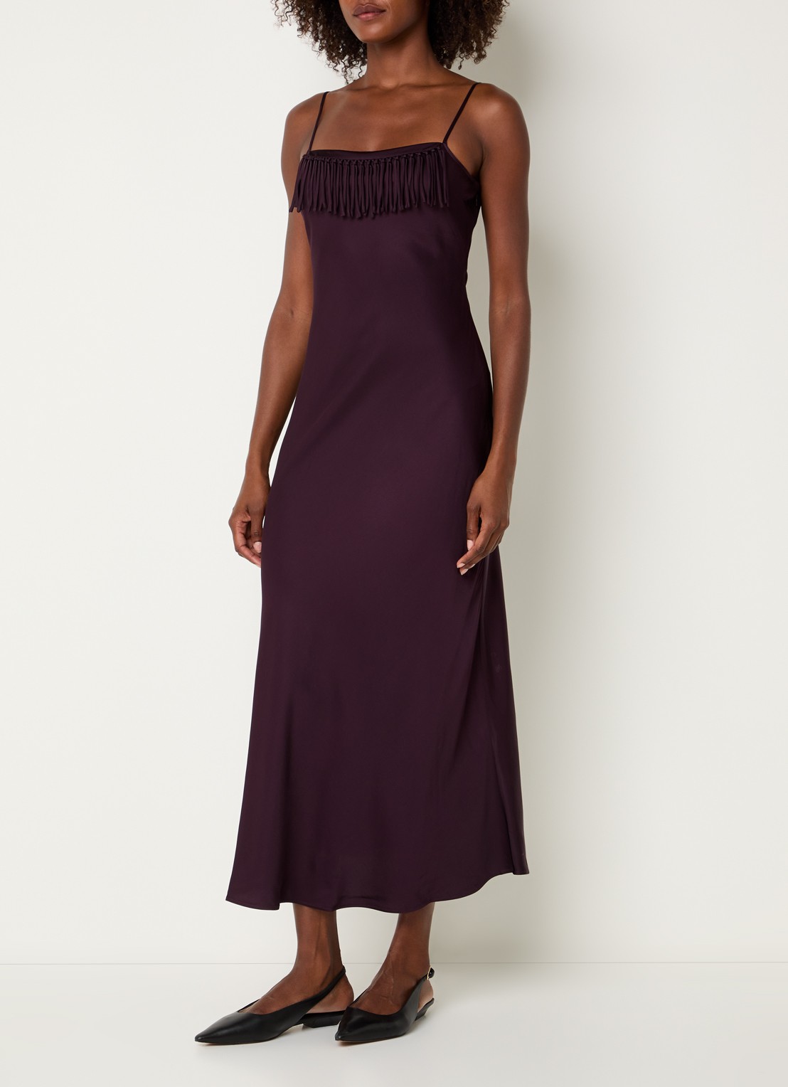 Claudie Pierlot Maxi jurk van satijn met franjes - detail 3 aubergine