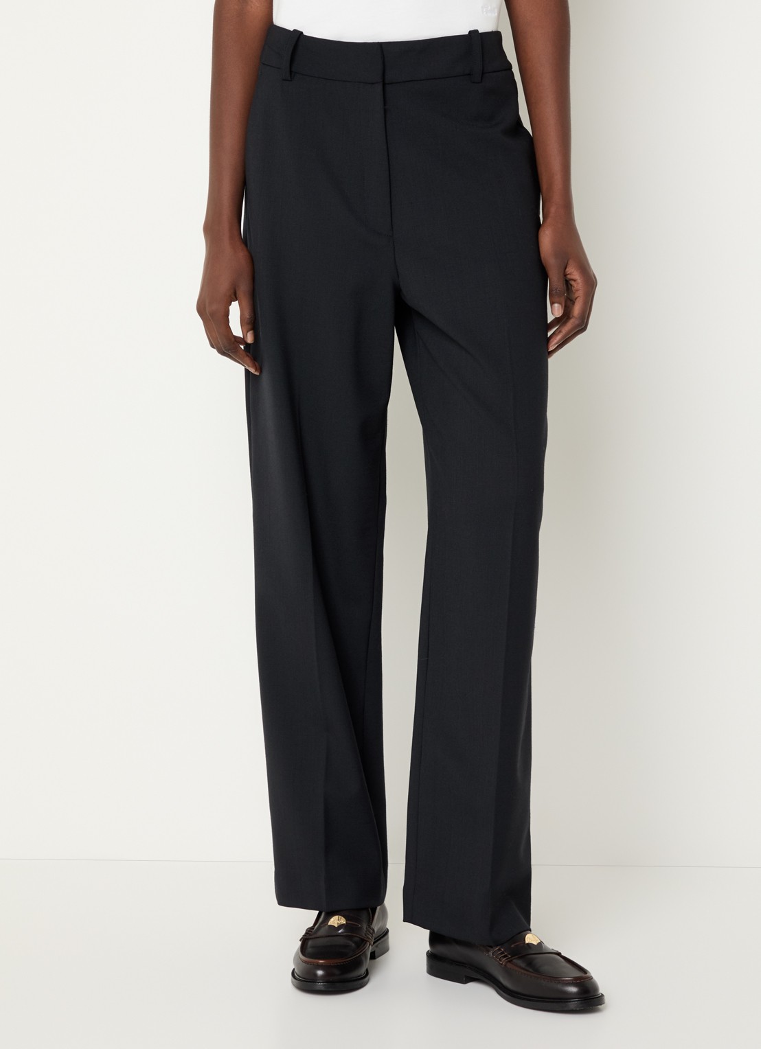 Claudie Pierlot Mid waist straight fit broek met steekzakken - detail zwart