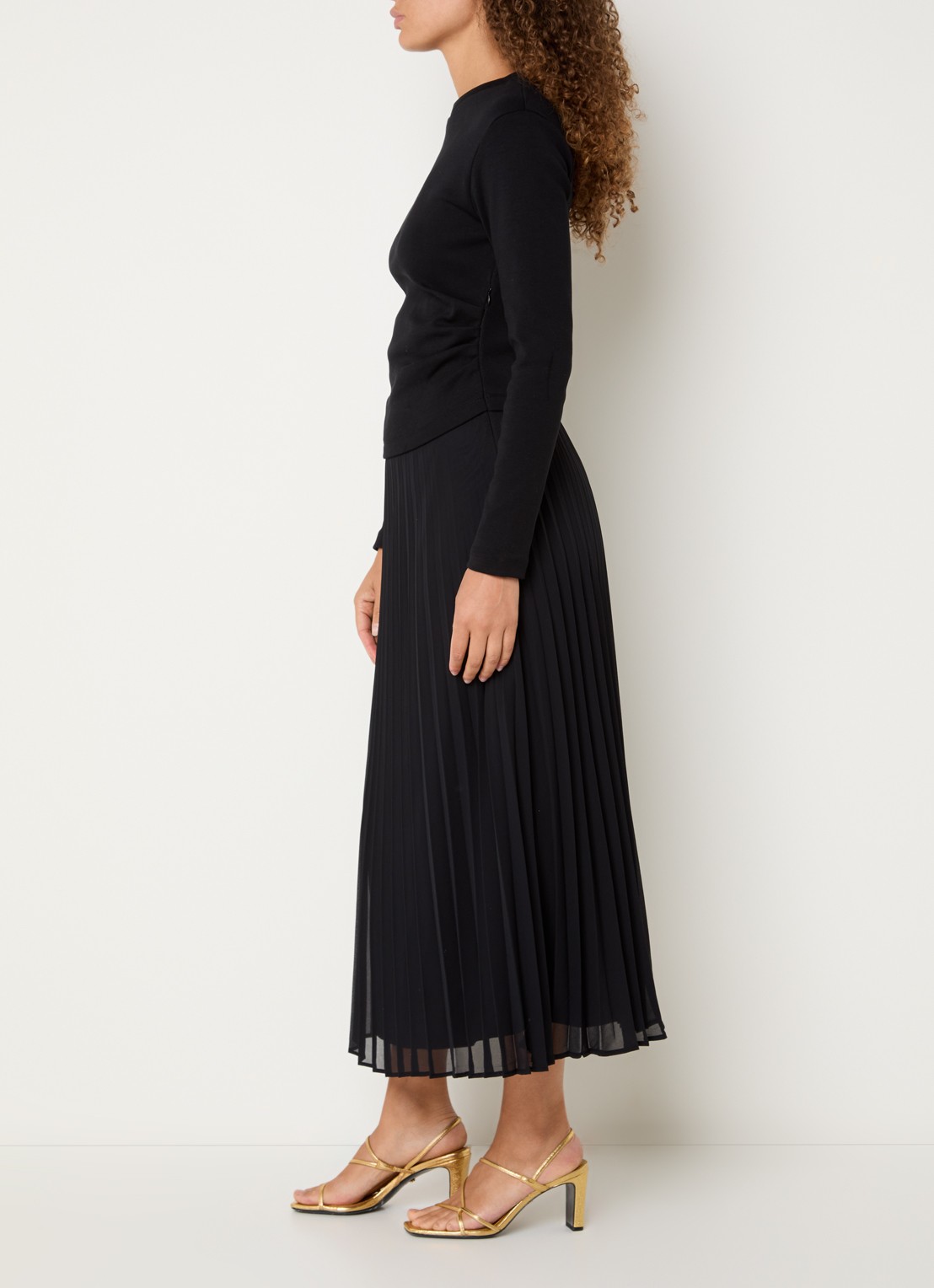 Claudie Pierlot Midi jurk met plissé - voorkant 2 zwart