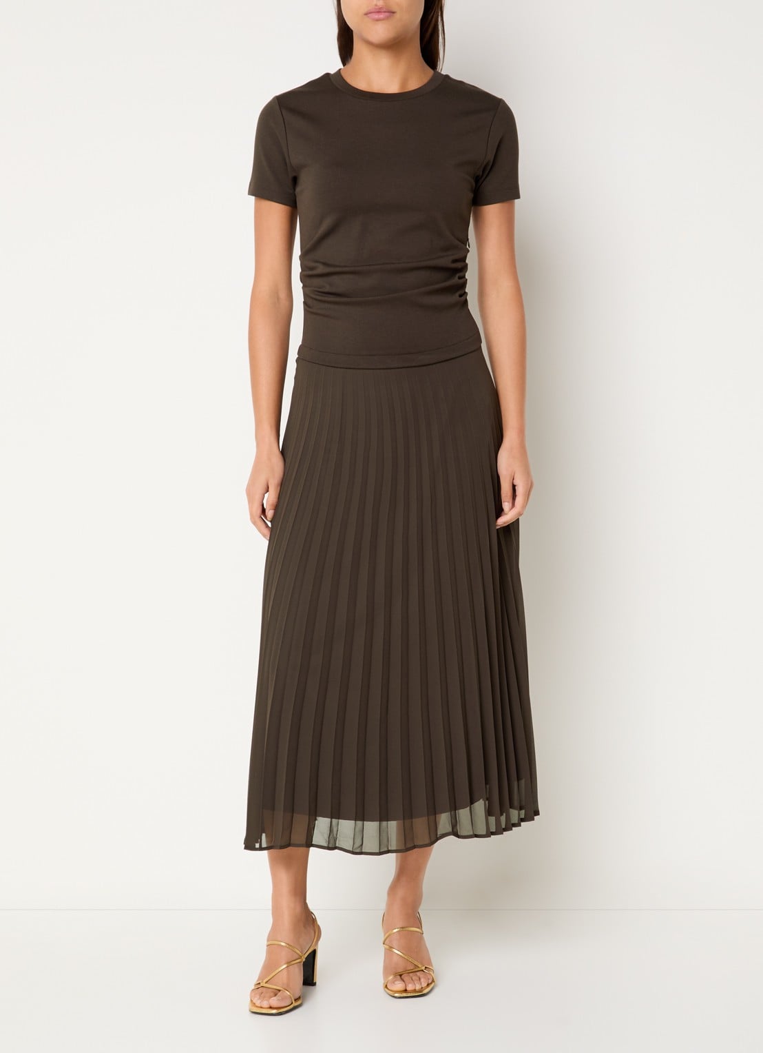 Claudie Pierlot Midi jurk met ruches en plissé - detail donkerbruin