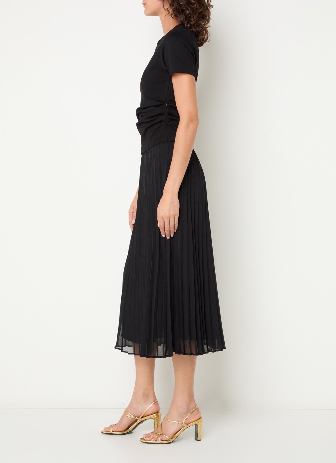 Claudie Pierlot Midi jurk met ruches en plissé - voorkant 3 zwart