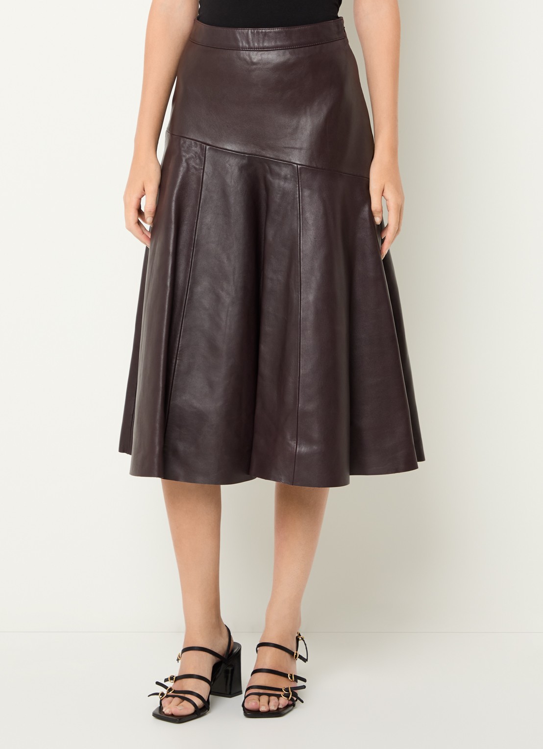 Claudie Pierlot Midi kokerrok van lamsleer met plooien - detail bordeauxrood