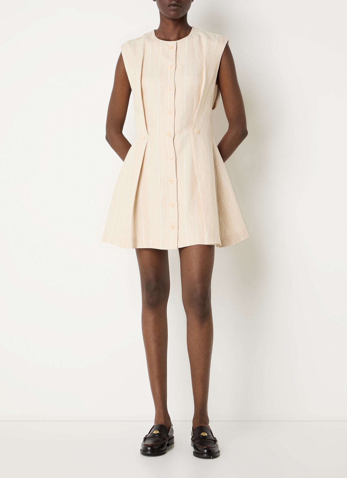 Claudie Pierlot Mini A-lijn jurk in linnenblend met streepprint - voorkant 2 zand