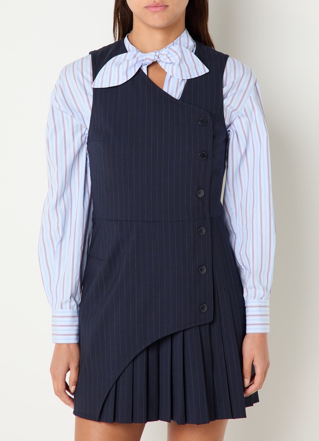 Claudie Pierlot Mini blazerjurk in wolblend met plooien en krijtstreep - detail donkerblauw