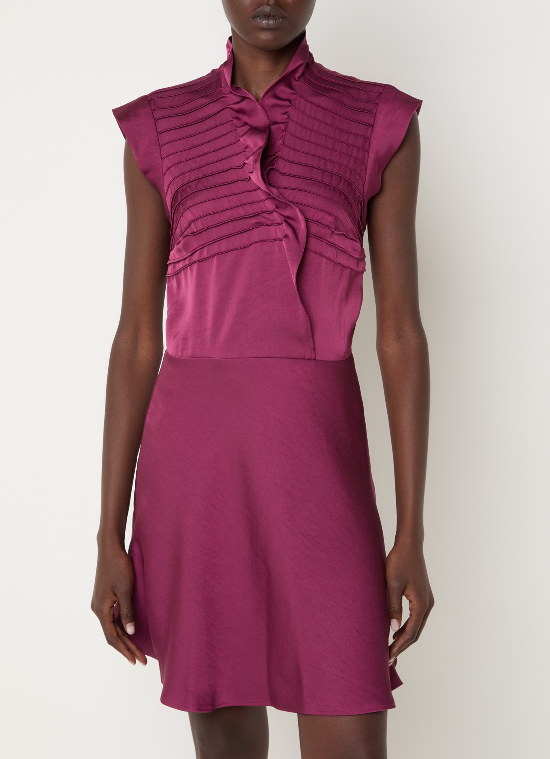 Claudie Pierlot Mini jurk van satijn met ruches - detail 4 aubergine