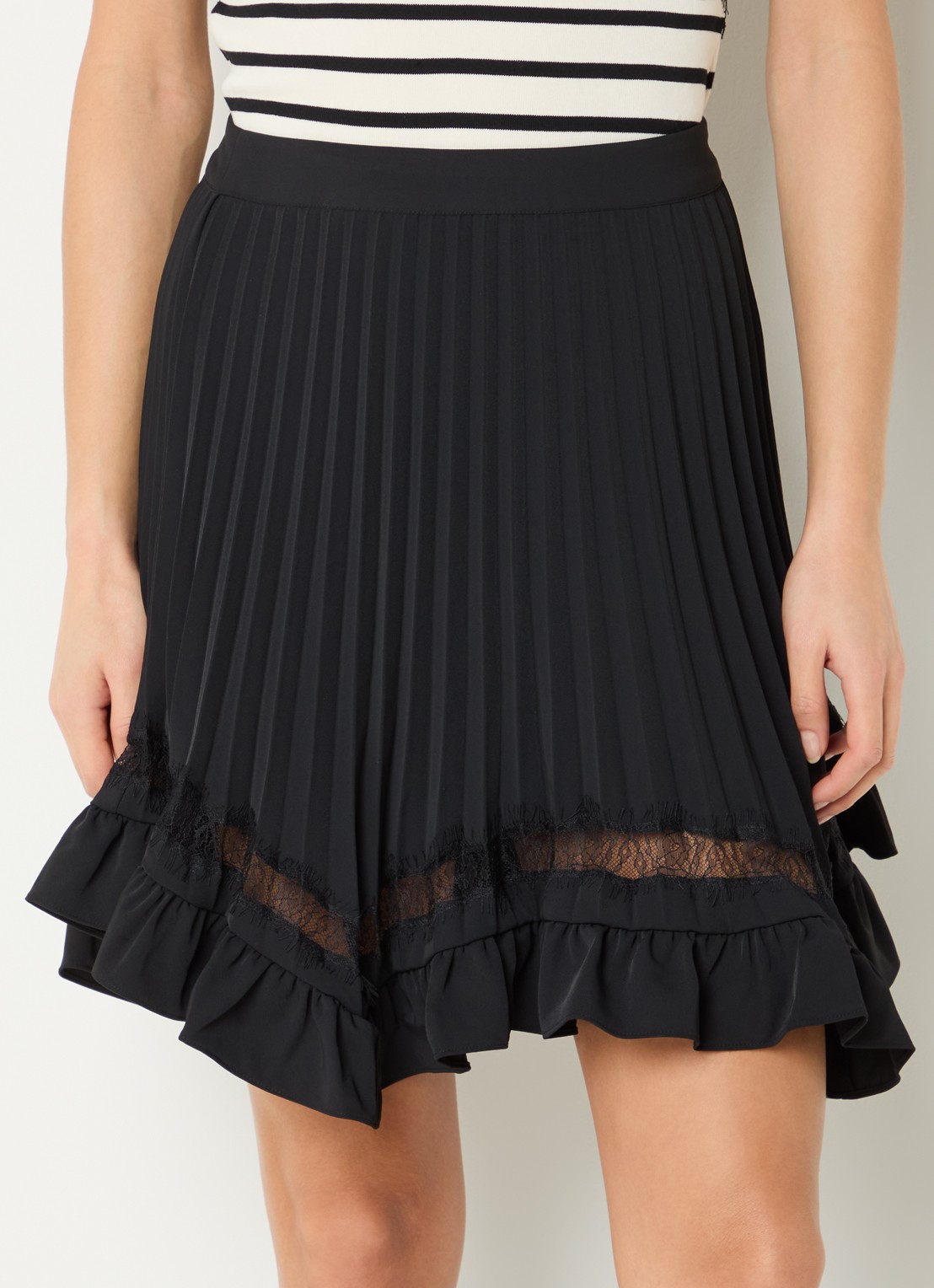 Claudie Pierlot Minirok met plissé en details van kant - detail 4 zwart