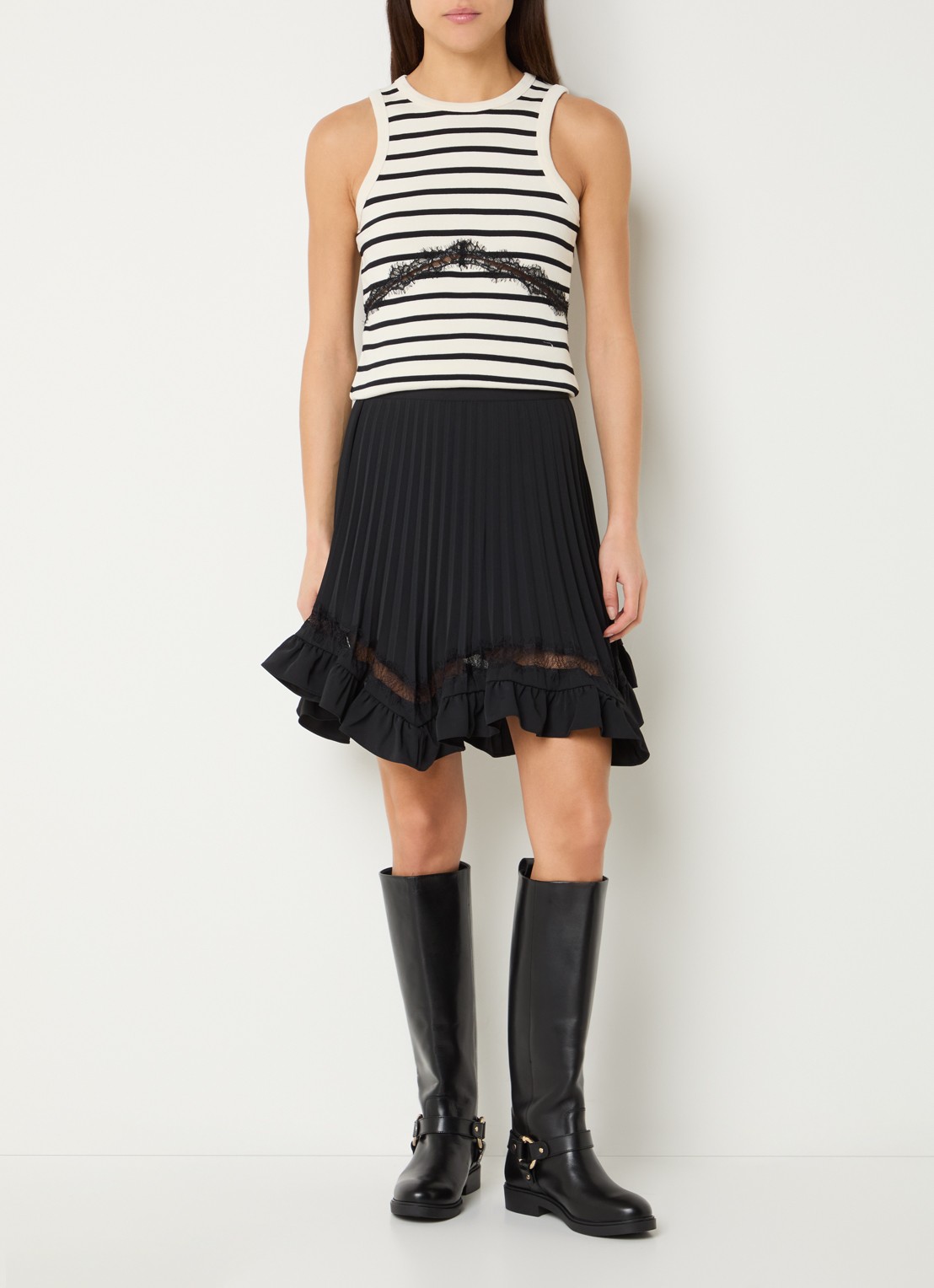 Claudie Pierlot Minirok met plissé en details van kant - voorkant 3 zwart