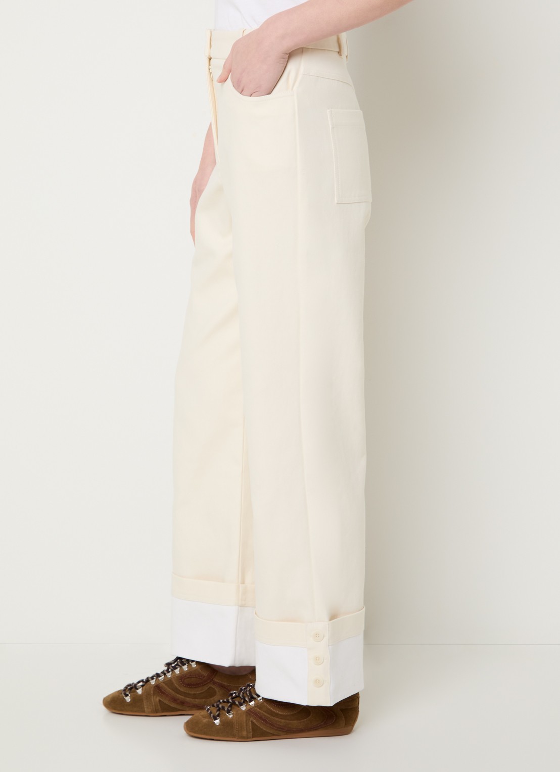 Claudie Pierlot Pallo high waist straight fit broek met sierknopen - detail 5 creme