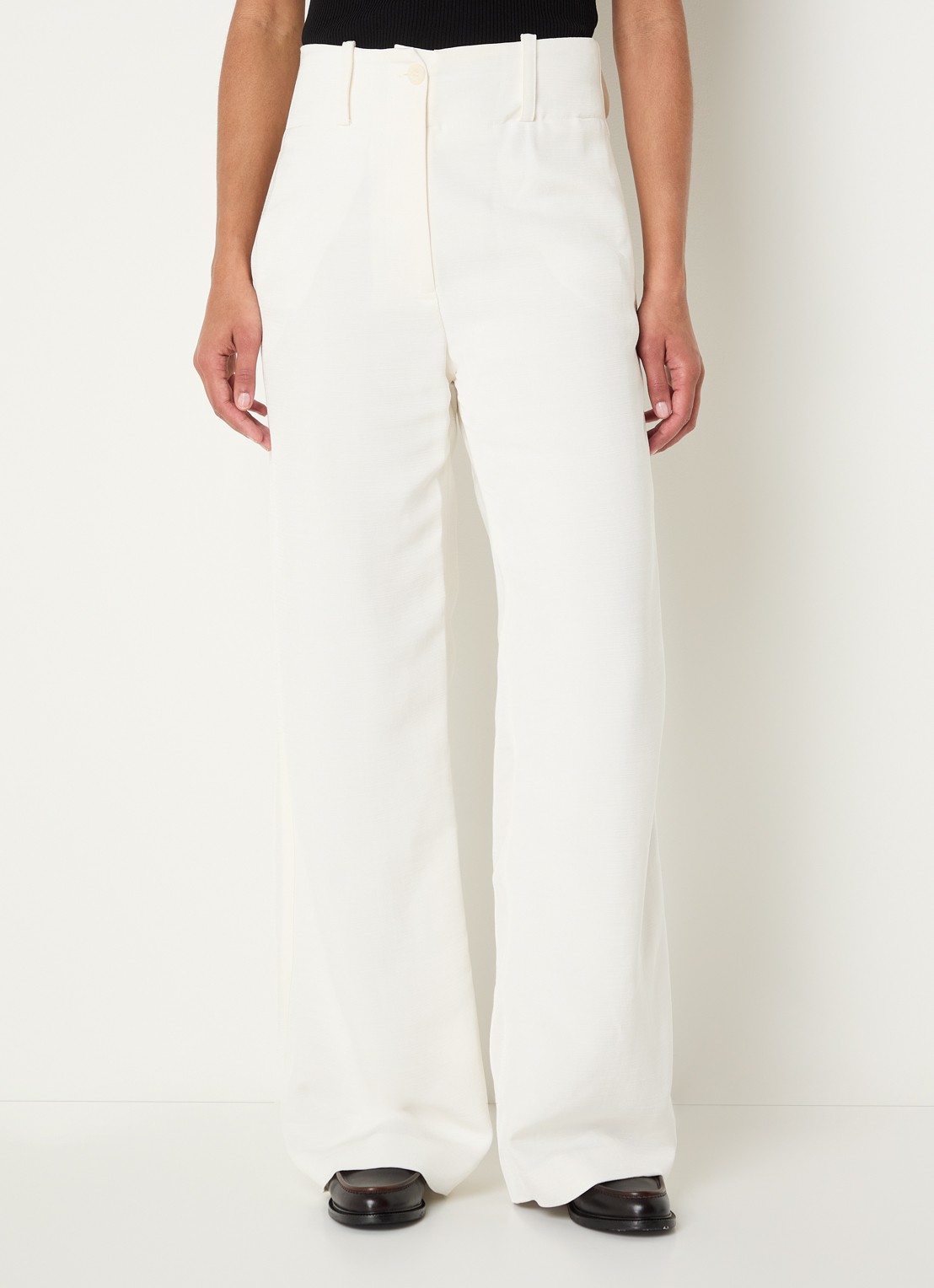 Claudie Pierlot Paloma high waist straight fit pantalon met steekzakken - detail 4 gebroken wit