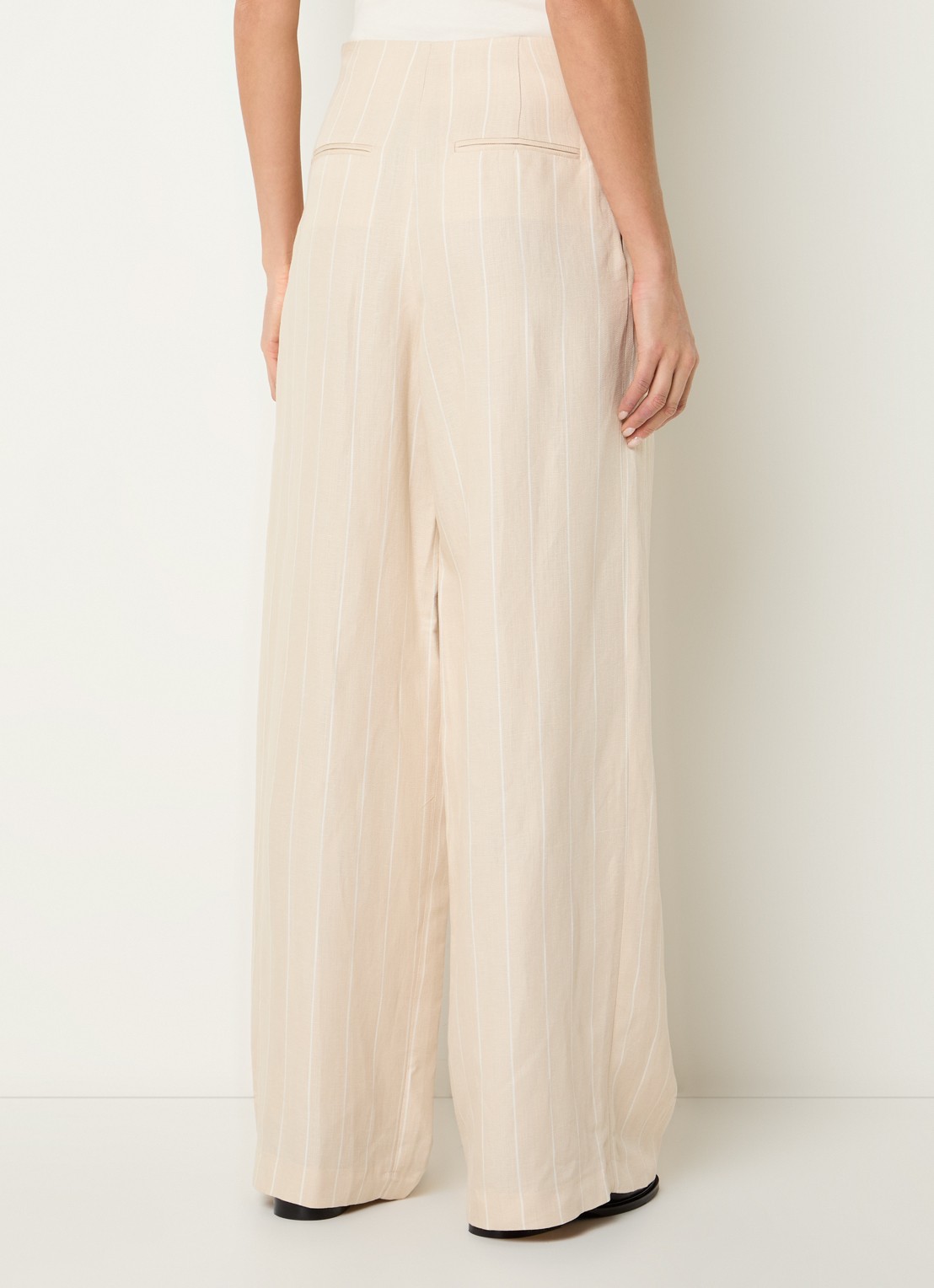 Claudie Pierlot Pelliarayee high waist wide fit pantalon met steekzakken - achterkant creme