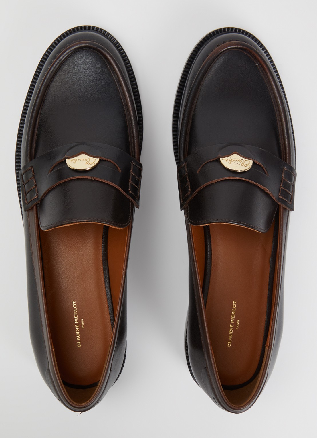 Claudie Pierlot Penny loafer van kalfsleer met logo - detail 3 donkerbruin