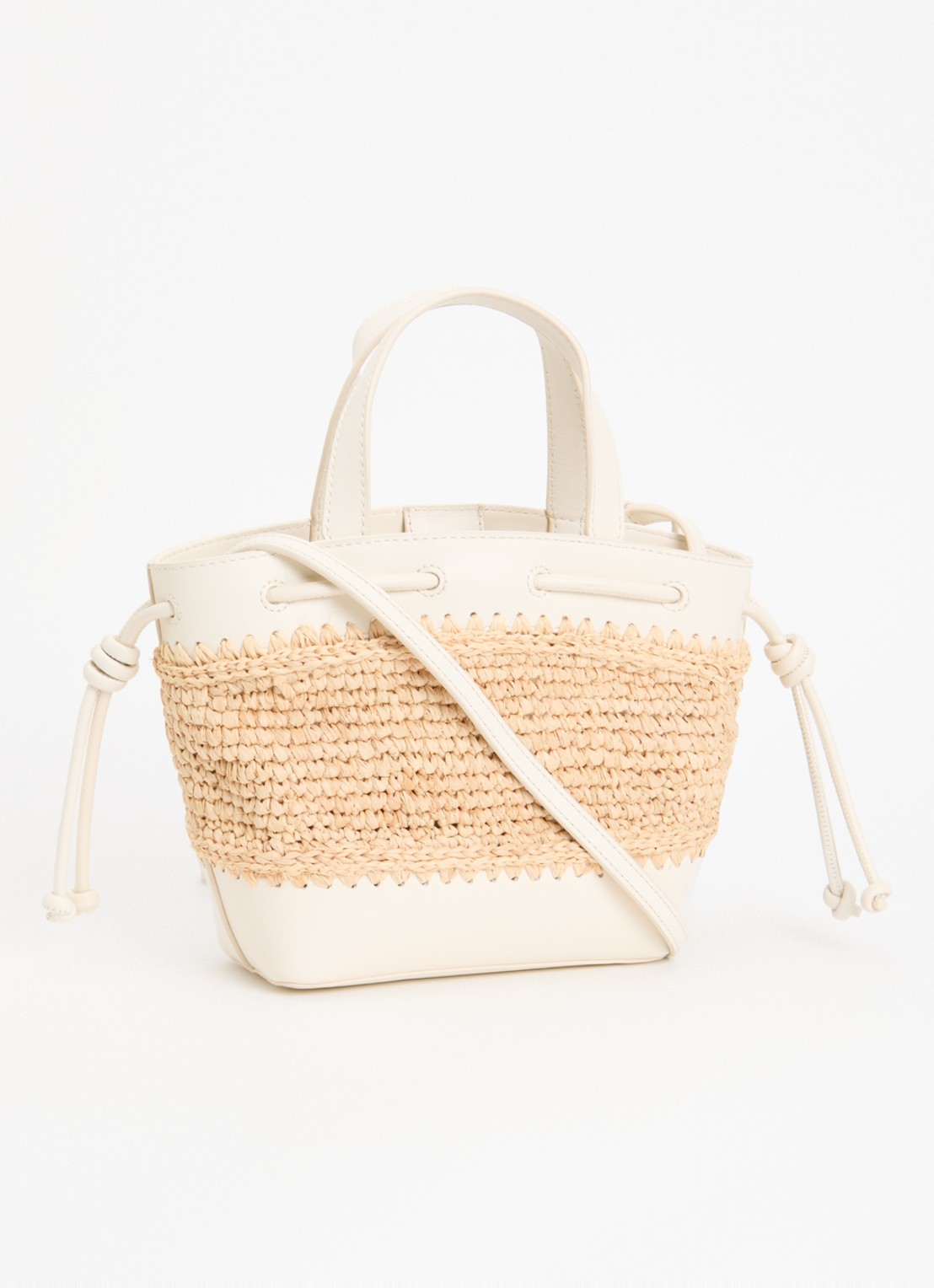 Claudie Pierlot Raffia handtas van stro met leren details  - achterkant wit