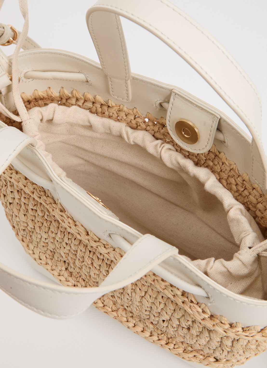 Claudie Pierlot Raffia handtas van stro met leren details  - detail 2 wit