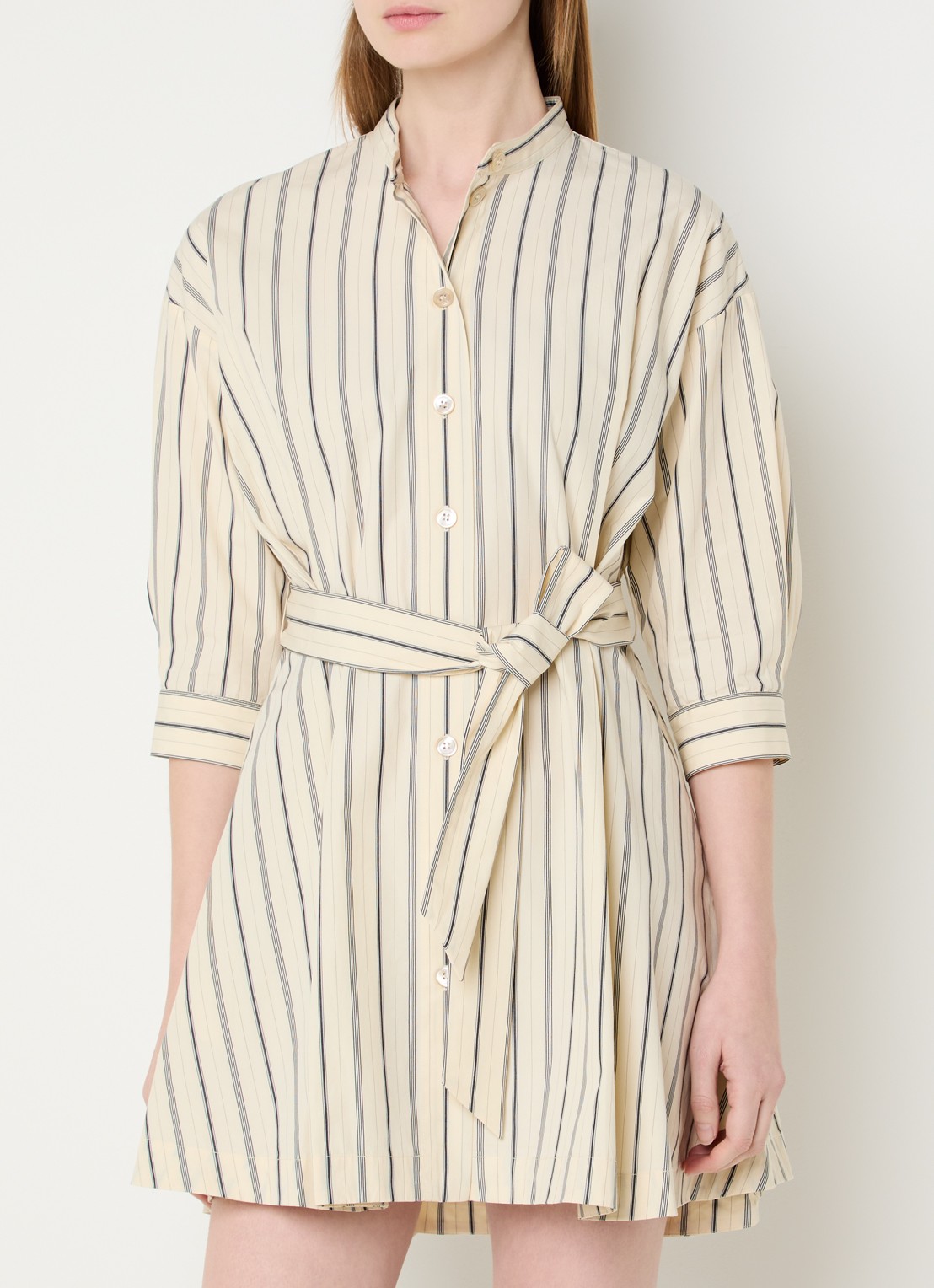 Claudie Pierlot Reiya mini blousejurk met strikceintuur en streepprint - detail 4 creme
